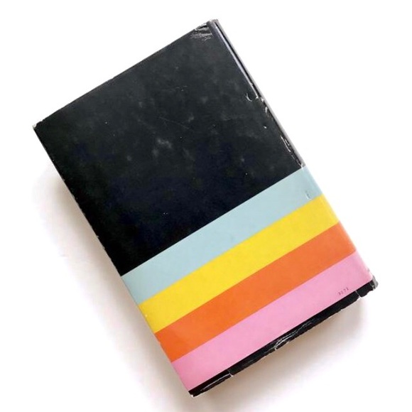 SOLD • Vintage Collection of Mystery Novels - Picture 6 of 6